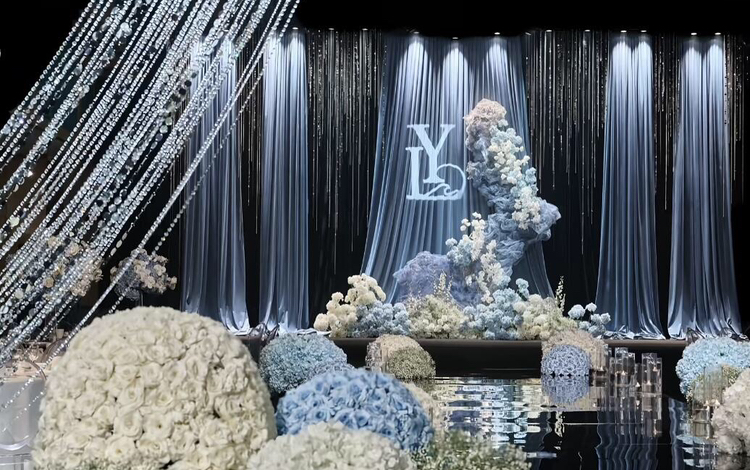 云墨嘉礼策划｜梦幻蓝白水晶韩式婚礼