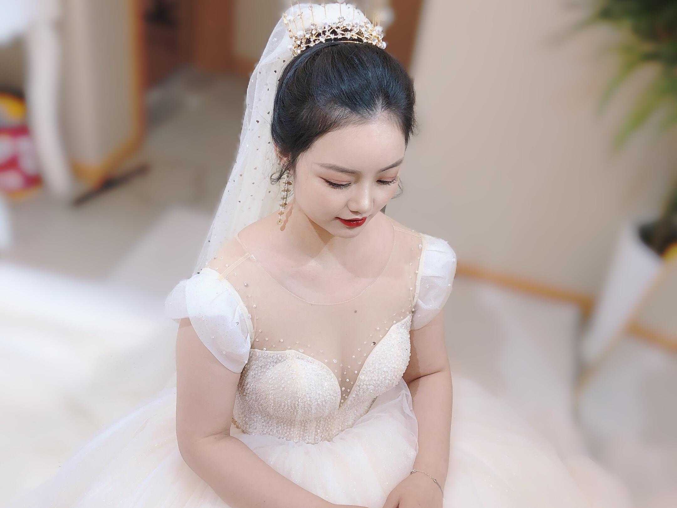 【榜单热销】资深档全程新娘跟妆3妆3造+伴娘妆