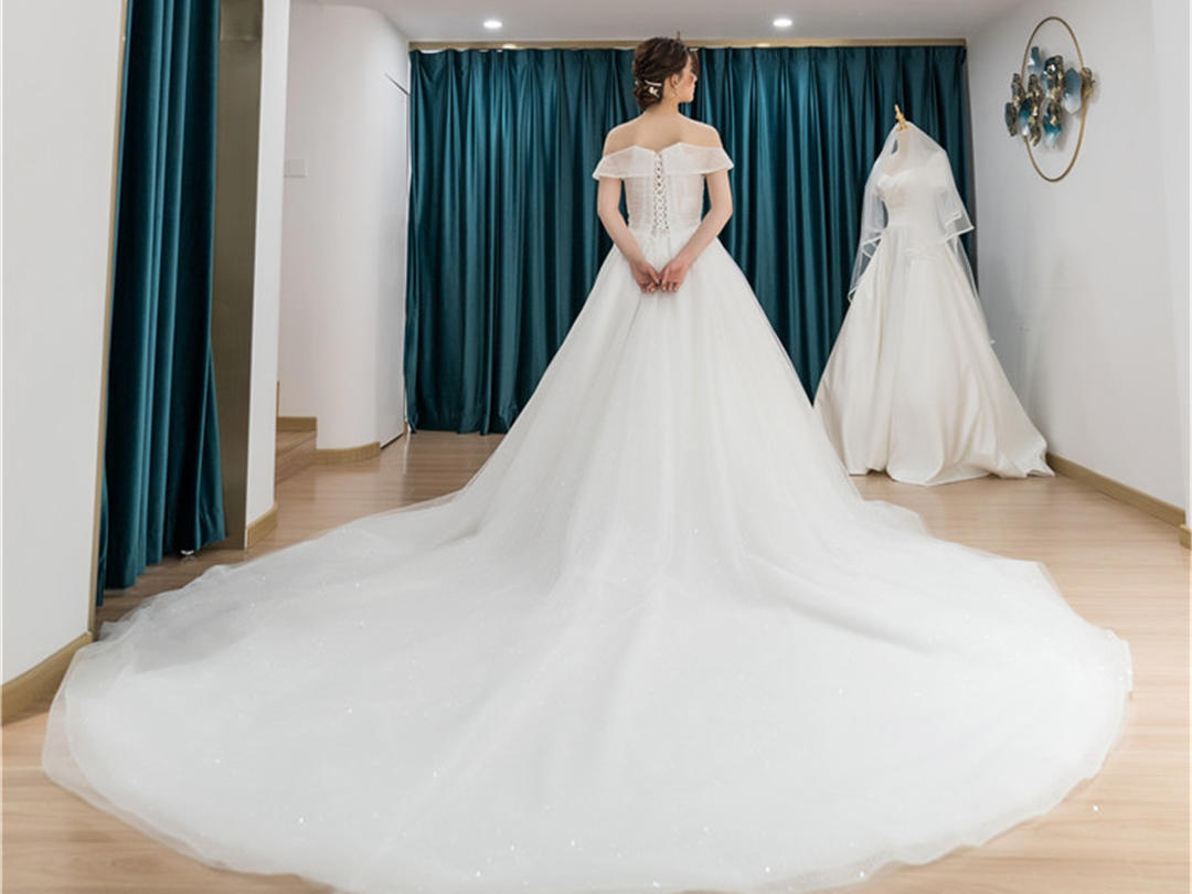 【超值租赁】尊贵婚纱礼服租赁套餐A