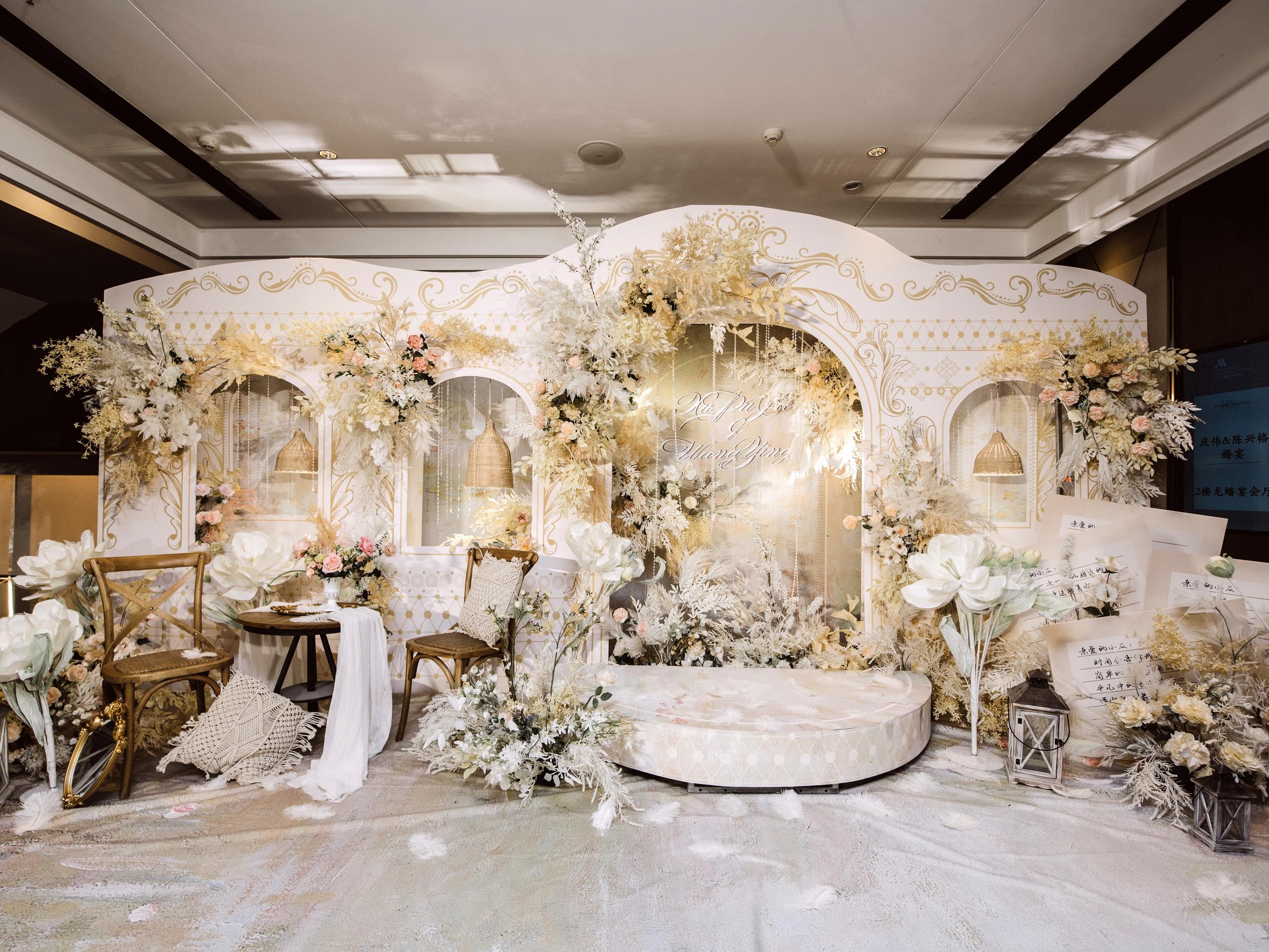 香槟色婚礼|高级且温柔的香槟色婚礼