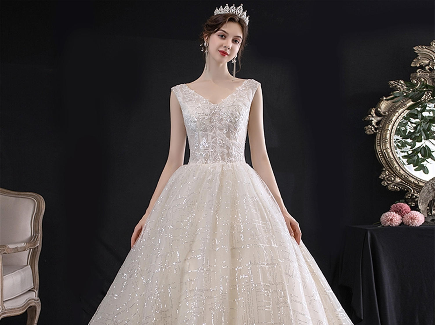 Miss wang单品婚纱 复古宫廷风拖尾主纱