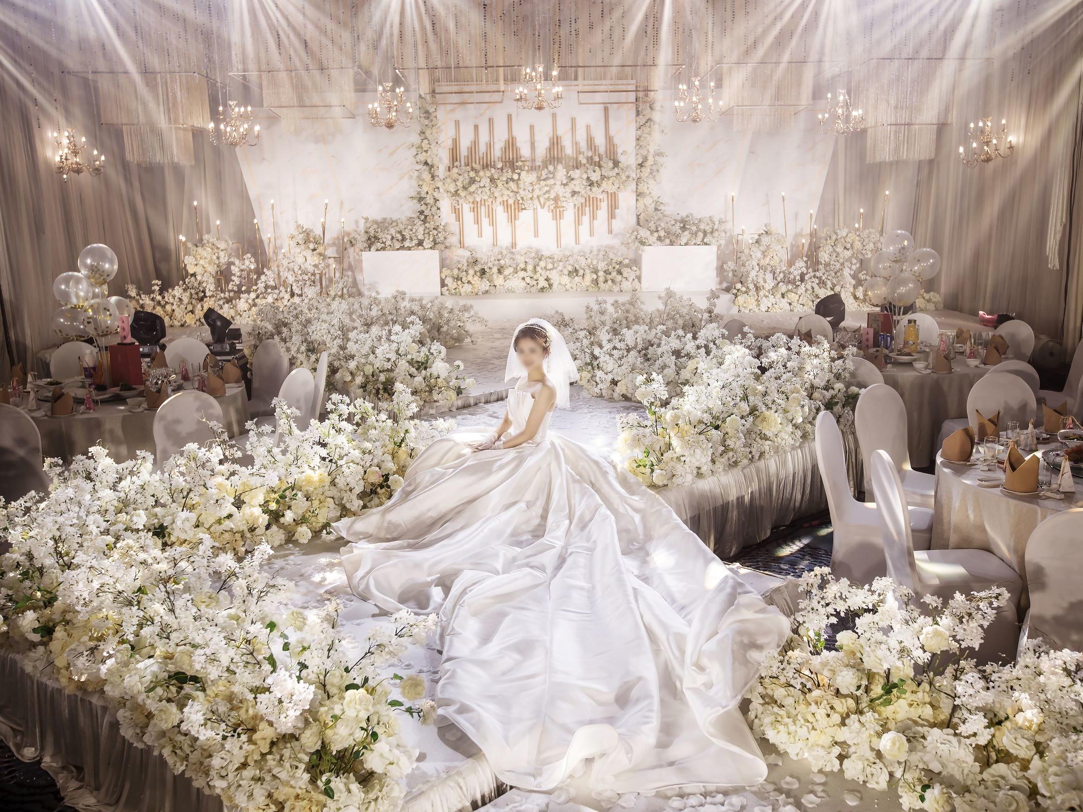 千寻婚礼【雅·容】香槟白梦幻婚礼