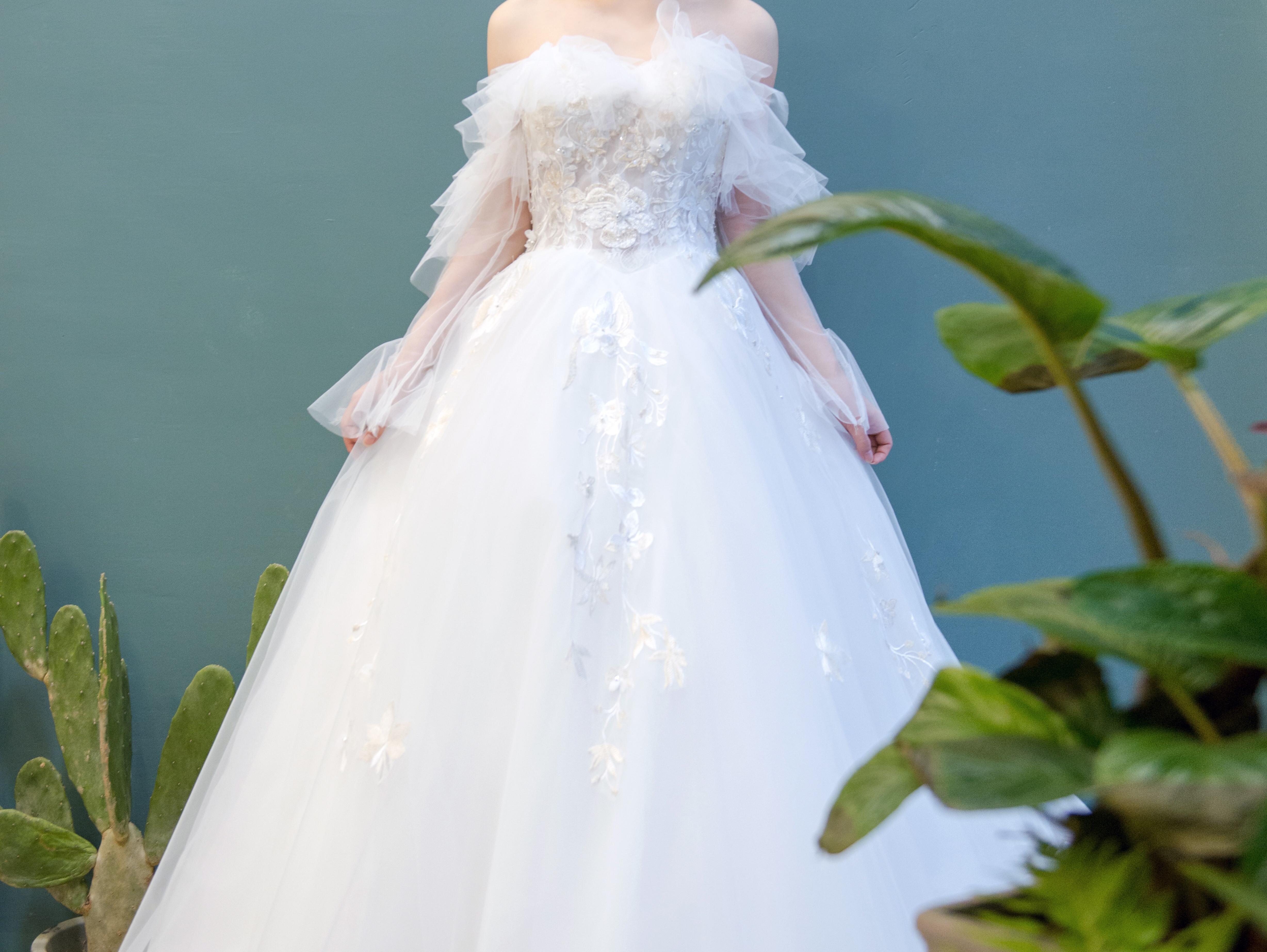 【小众设计款】主纱+秀禾服+敬酒服+跟妆