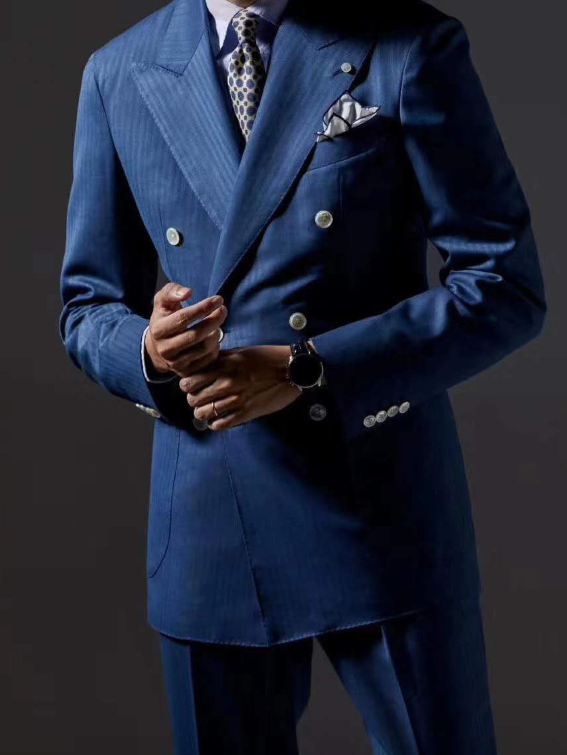 儒雅绅士双排系列西服定制