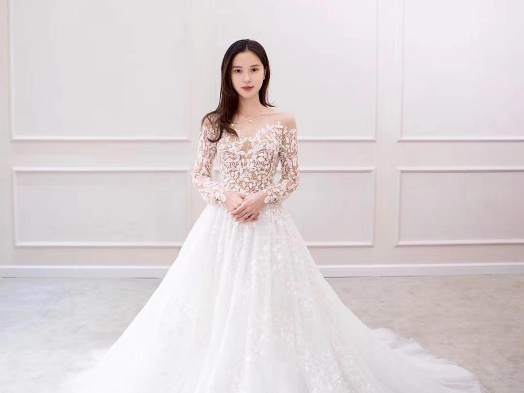 薇拉婚纱定制 甄选套餐2800