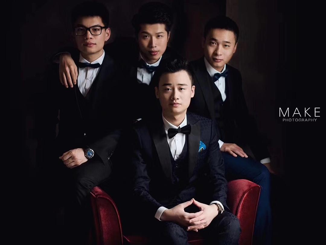 意大利塔式多TUXEDO SUID