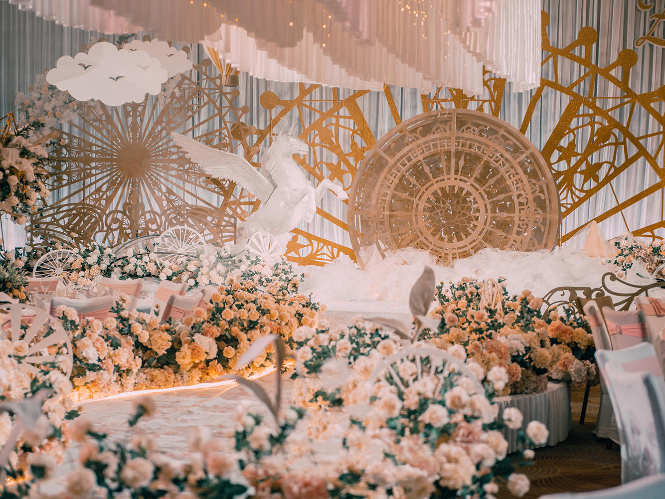 摩登婚礼-香槟金梦幻婚礼