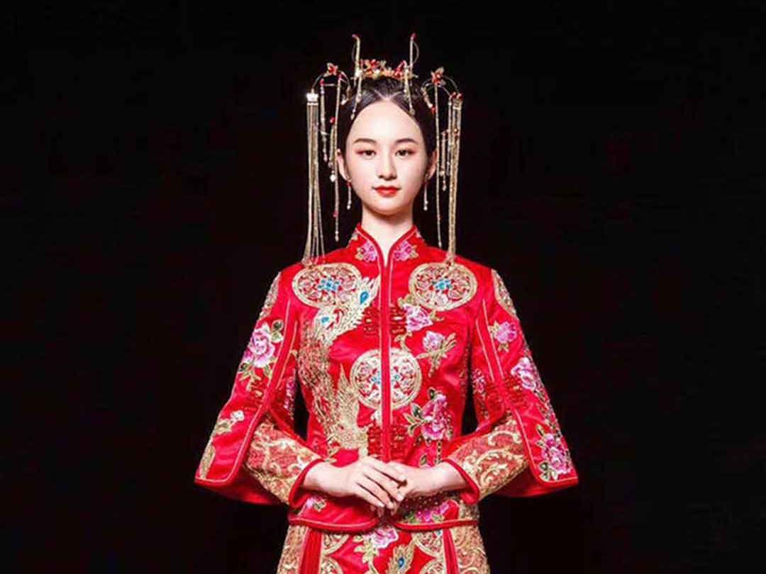 香港纯手工金丝银线龙凤褂