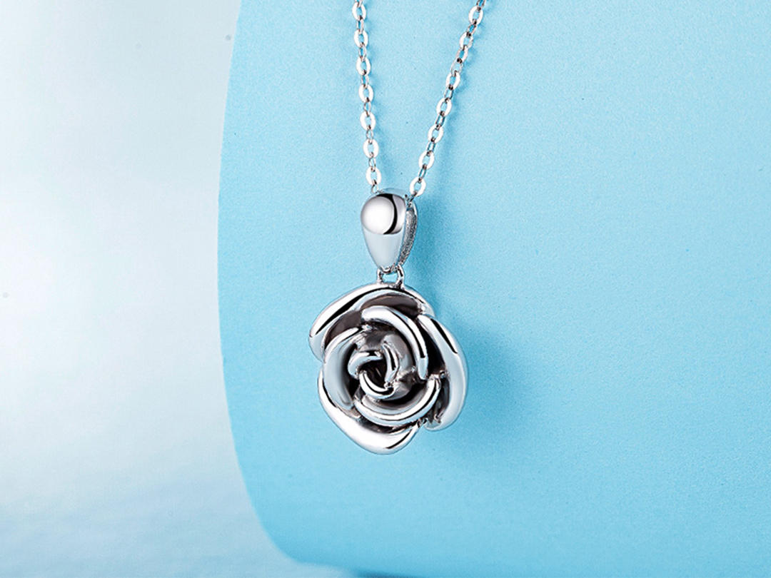 pt950铂金玫瑰花款吊坠