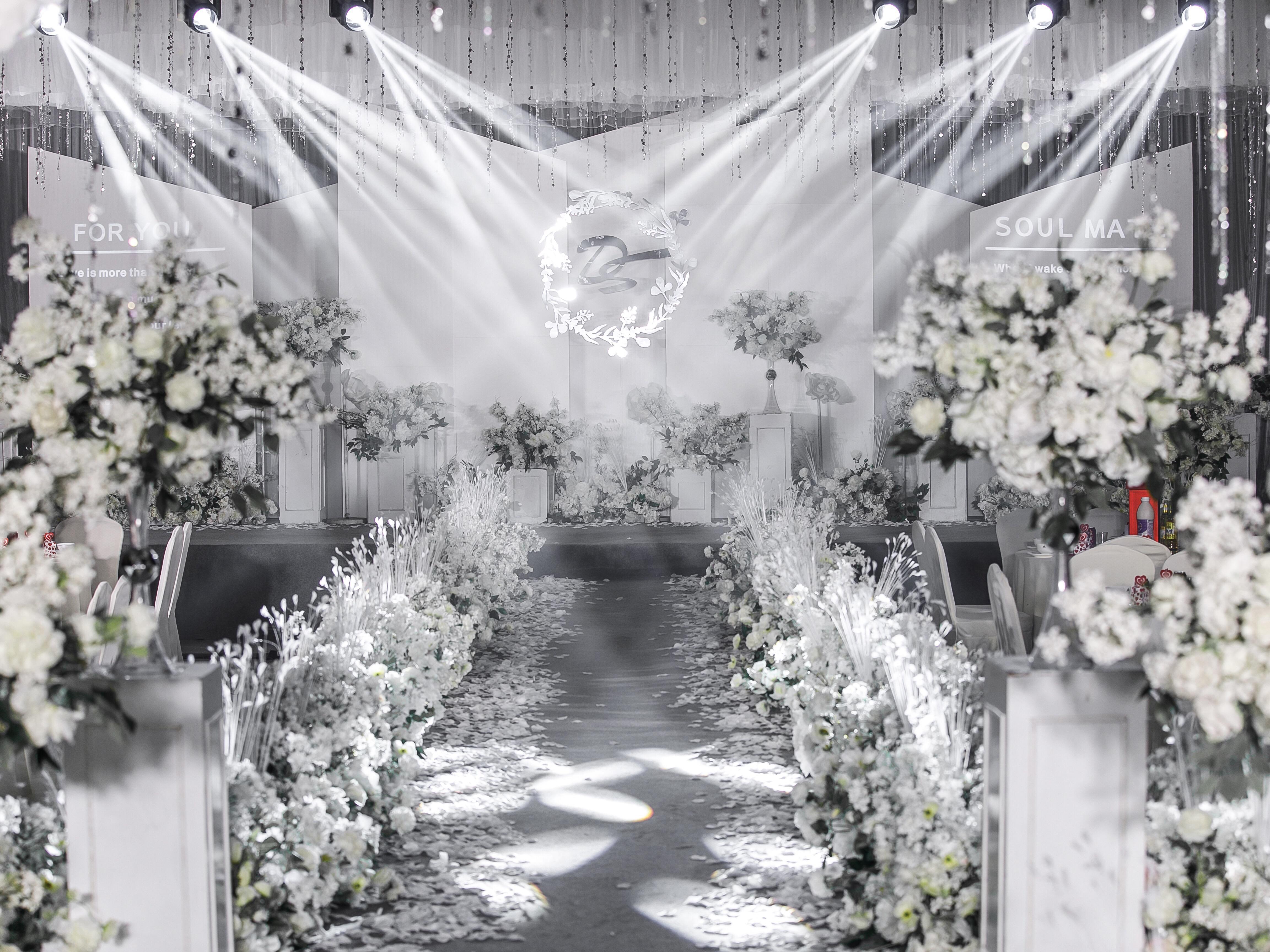 《月夜婉风》唯美浪漫含吊顶西式婚礼