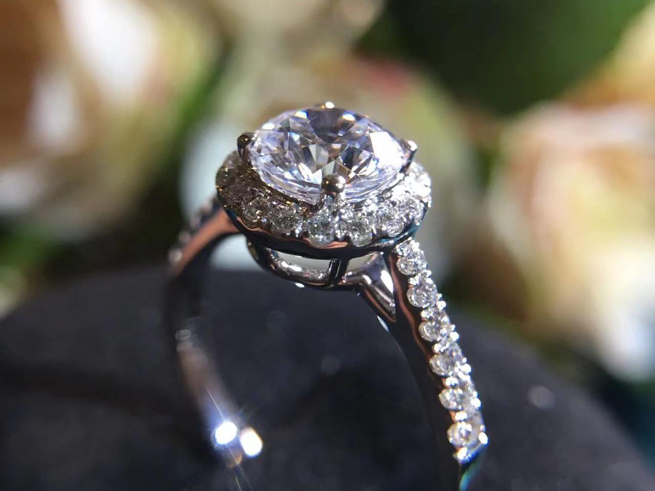 非梵钰禧｜18K白金圆石四爪空托八星八箭结婚订婚