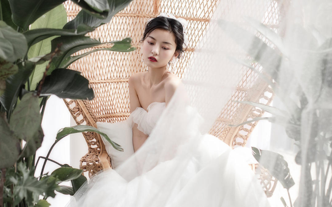 【大囍】白婚纱 如飘烟 红颜新妆比花艳