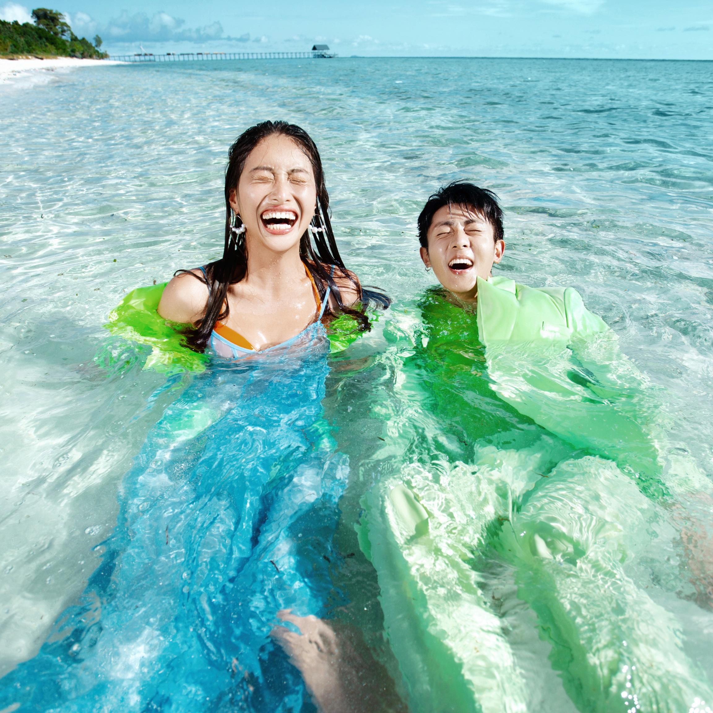 三亞先拍后付+送水下美人魚+送婚紗包郵接機(jī)酒店