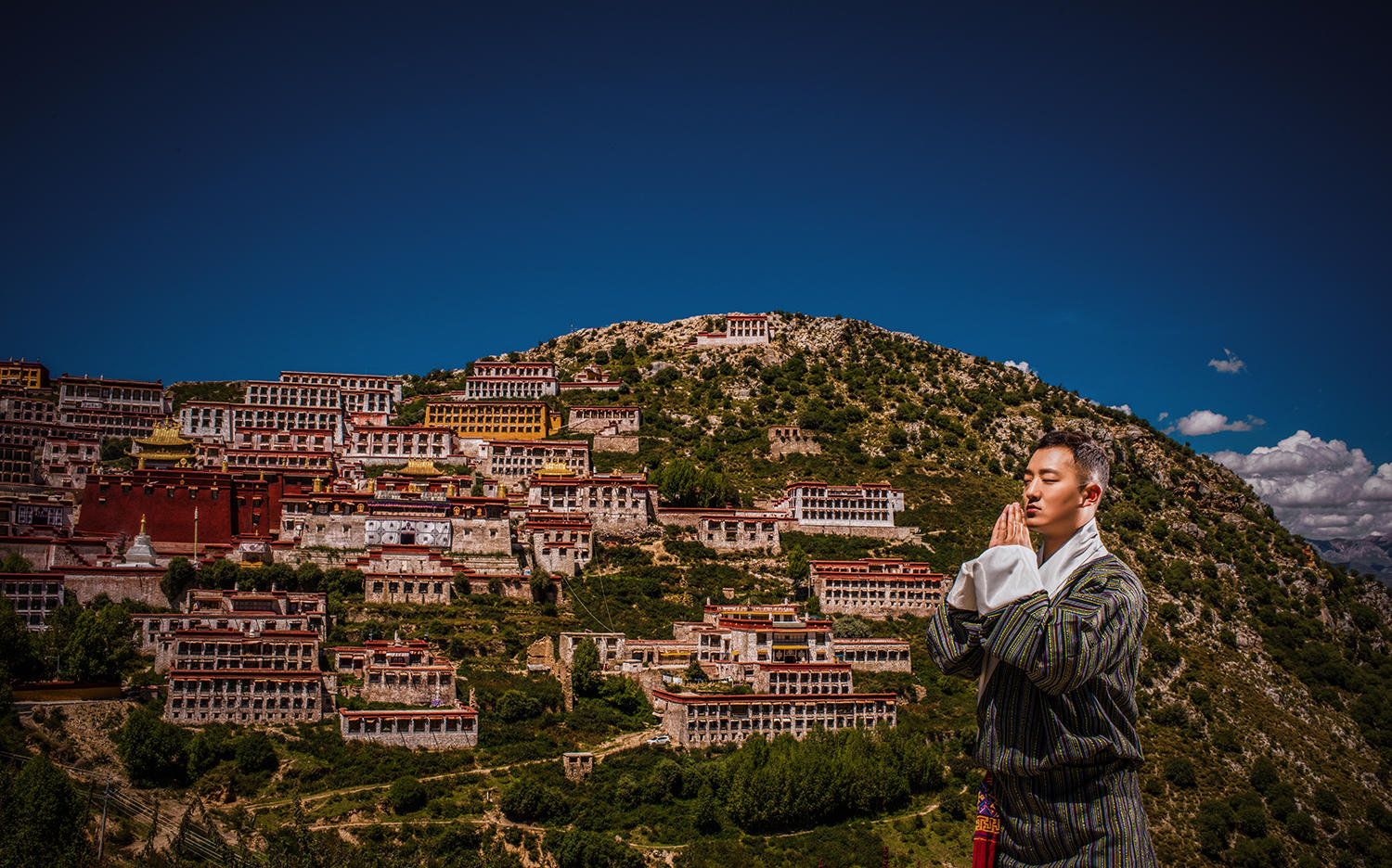 西藏布达拉宫包住包吃含接机无隐形消费