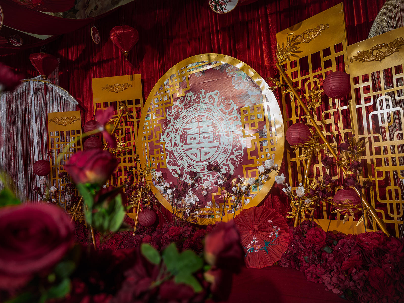 传统中国风，中式，红红火火。