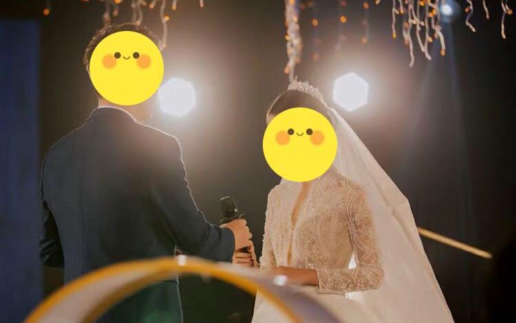 法式立领复古婚纱，献给轻奢的你