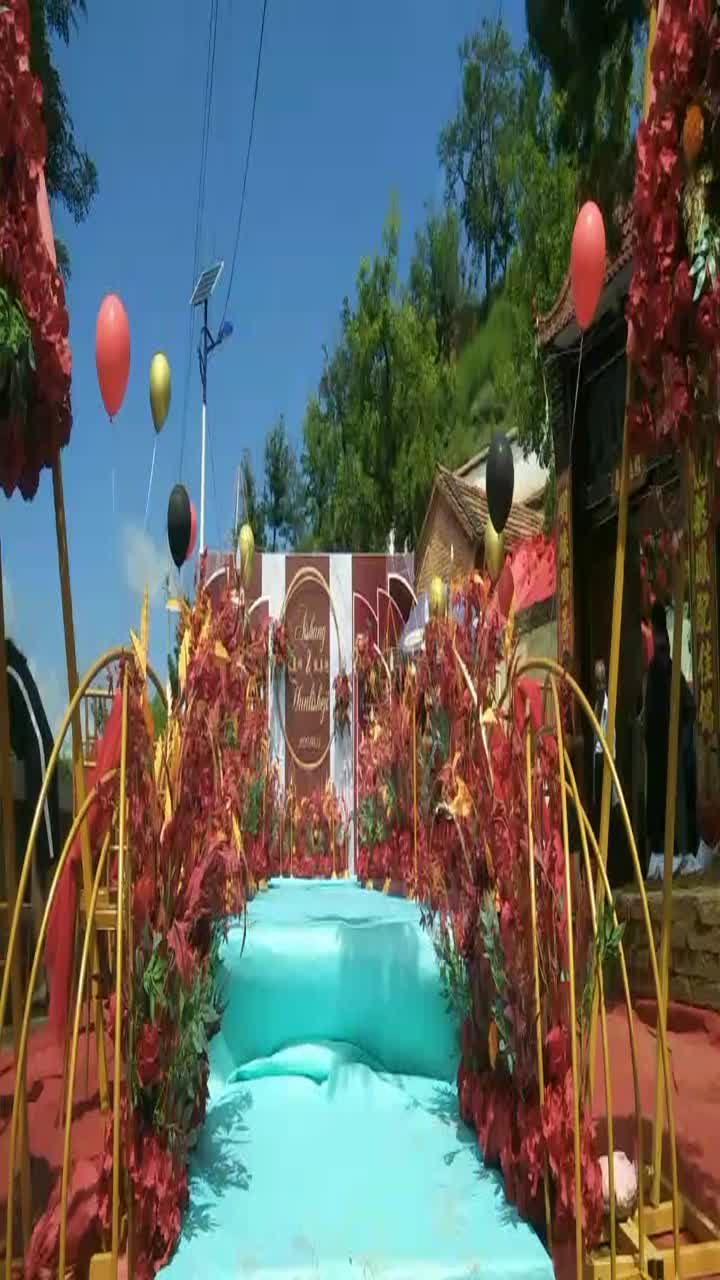 特价农村现代红色主题婚礼策划