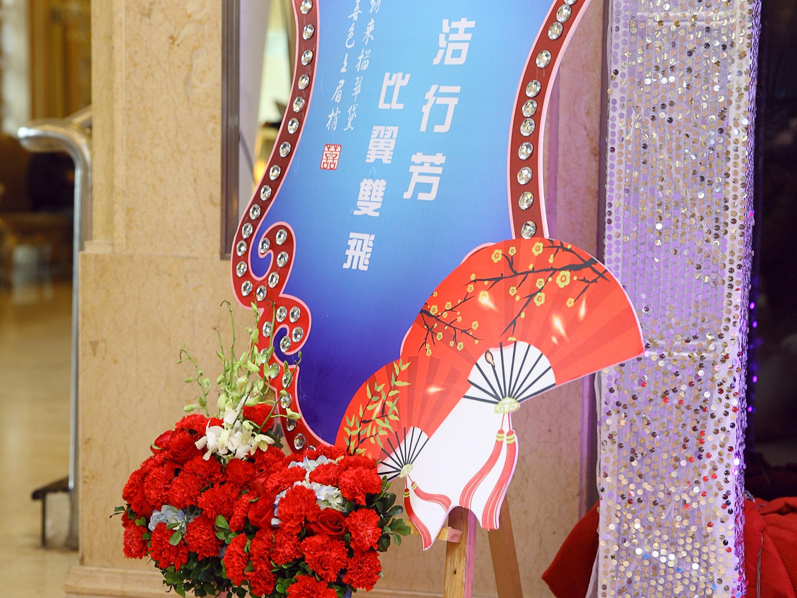 新中式婚纱_新中式婚纱照