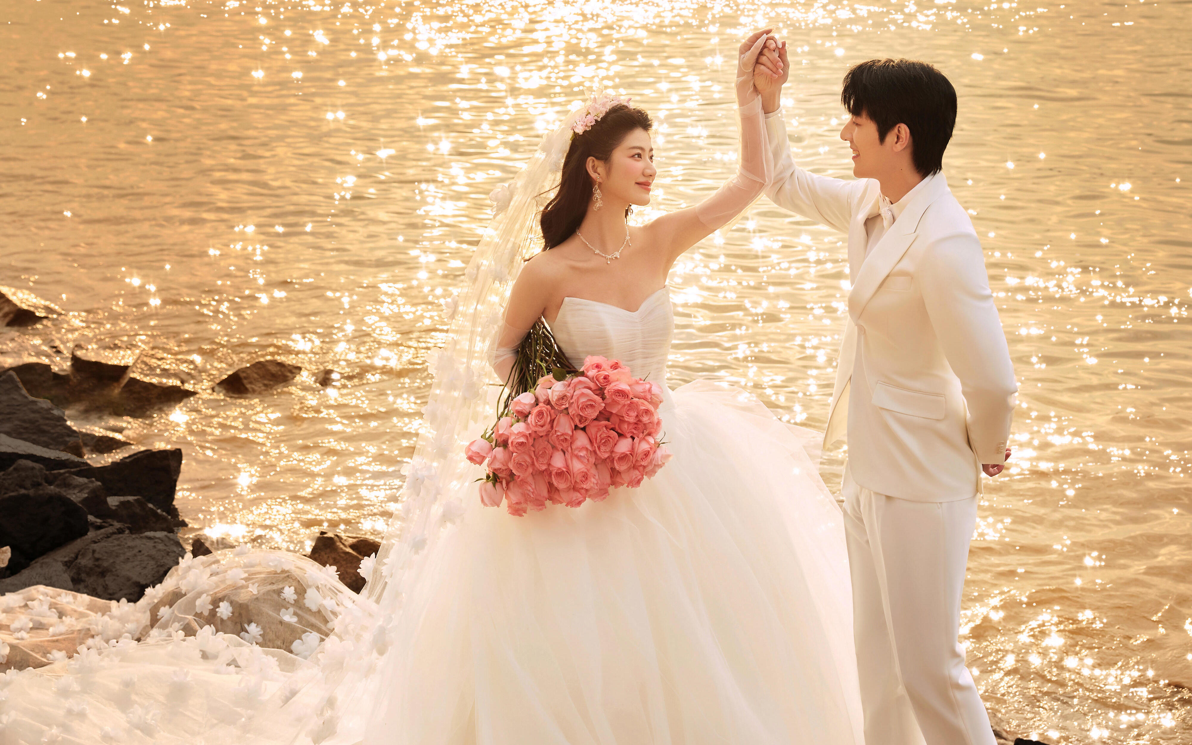 在长沙追一场氛围感夕阳婚纱照丨浪漫无止境 