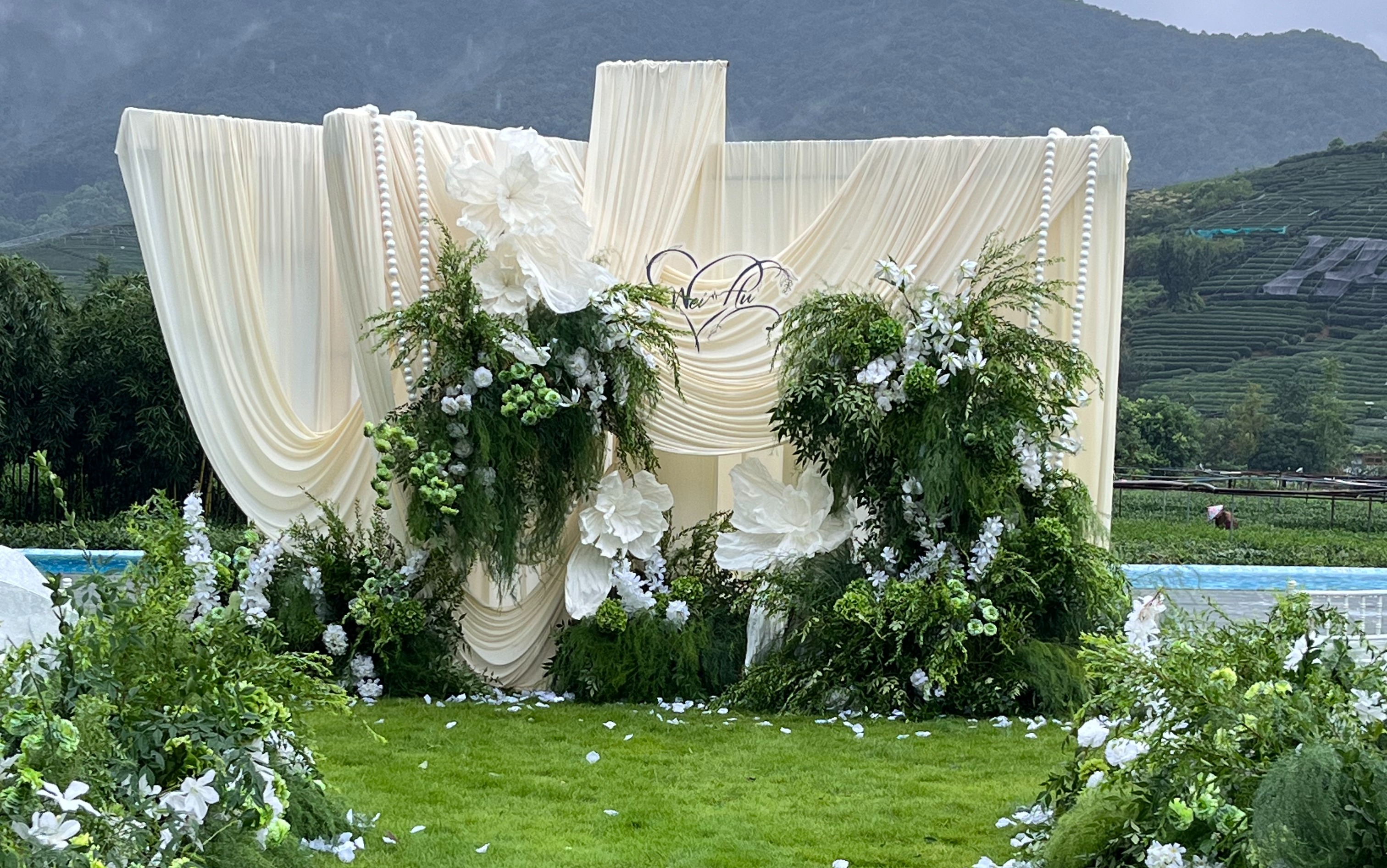 喜橙婚礼|山景森系草坪婚礼