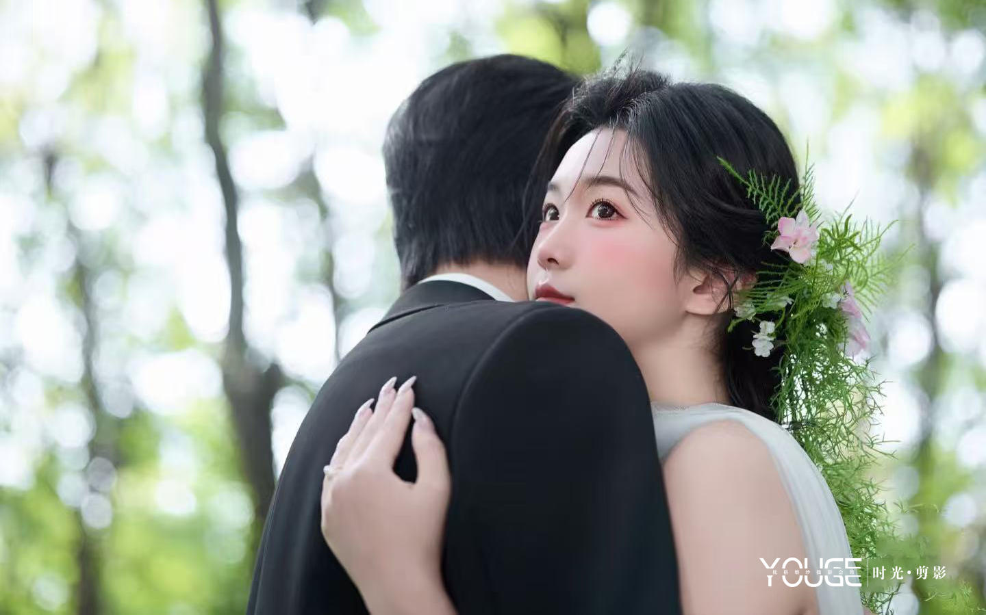 【优格】夏日必拍，氧气感爆棚的森系婚纱照！