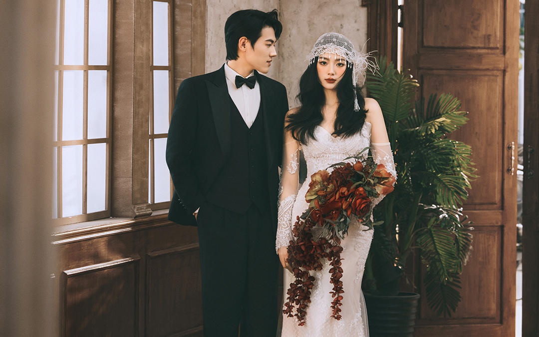 高级感室内轻奢复古婚纱照