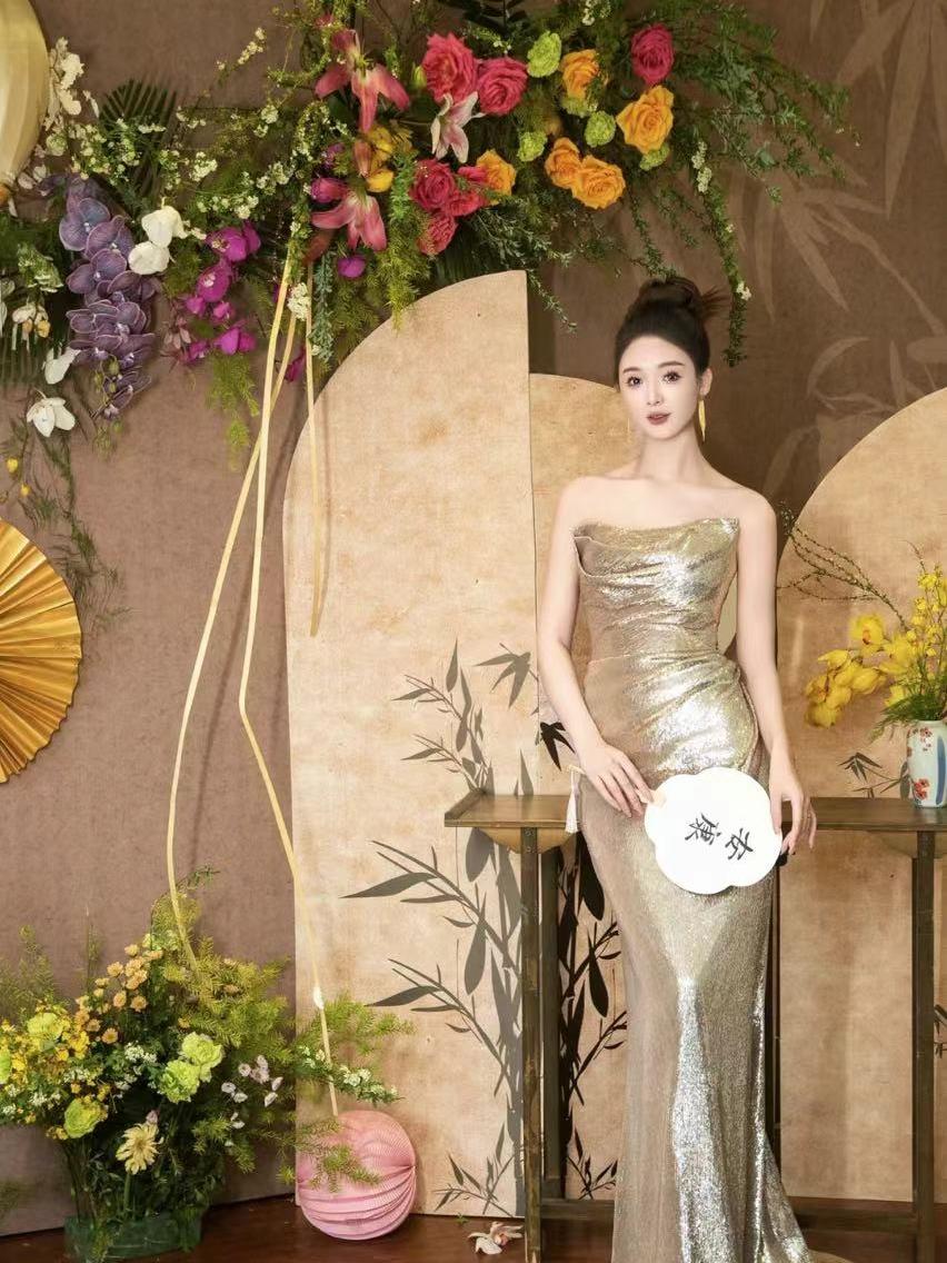 订婚妆｜含服装