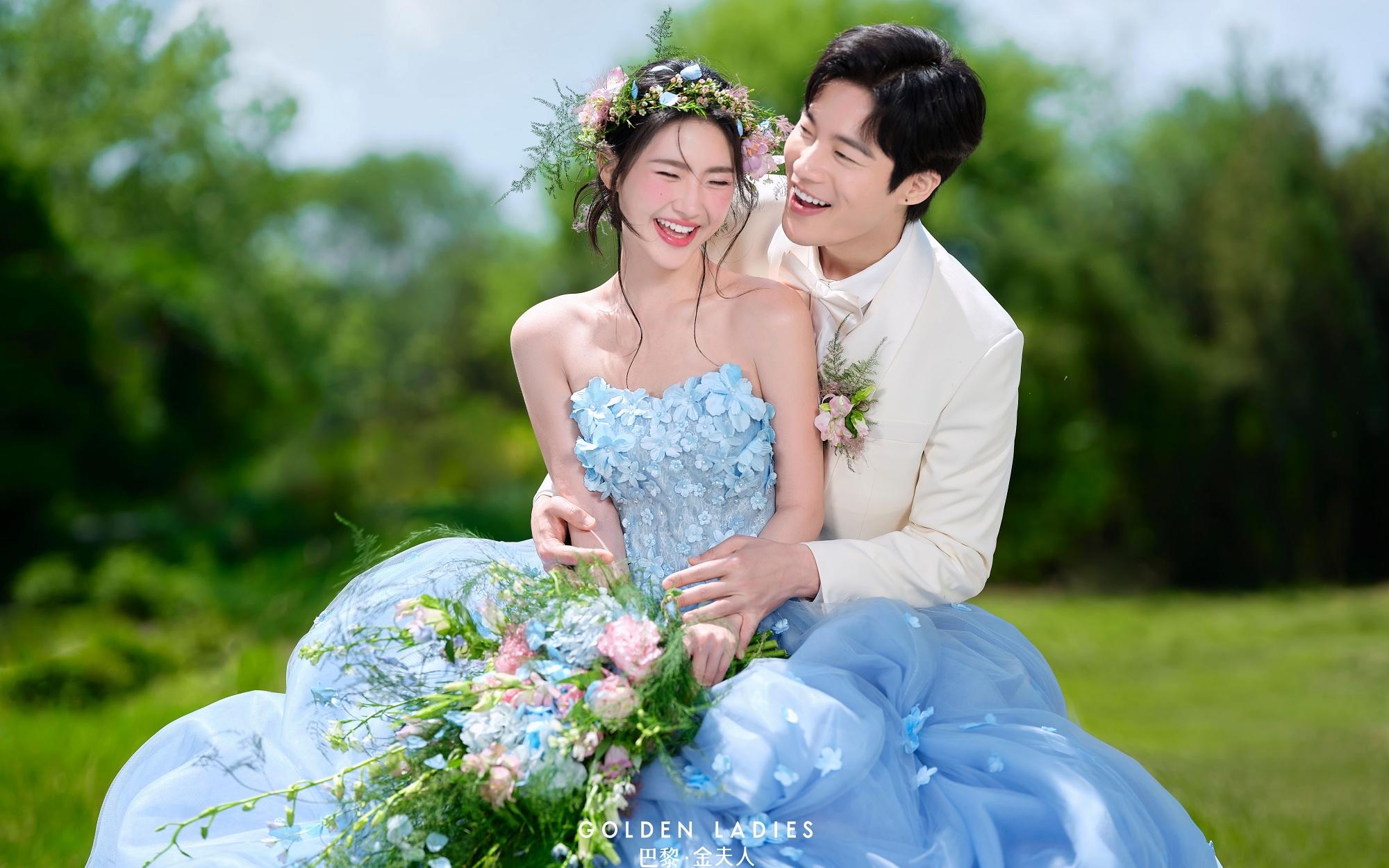 在春夏??圓一場(chǎng)公主夢(mèng)～清新治愈藍(lán)紗婚紗照