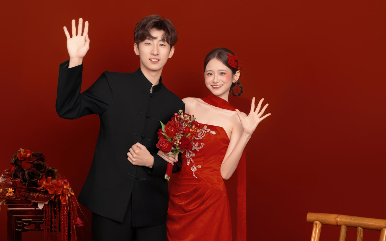 新中式喜嫁婚紗照、喜慶又不失優(yōu)雅??