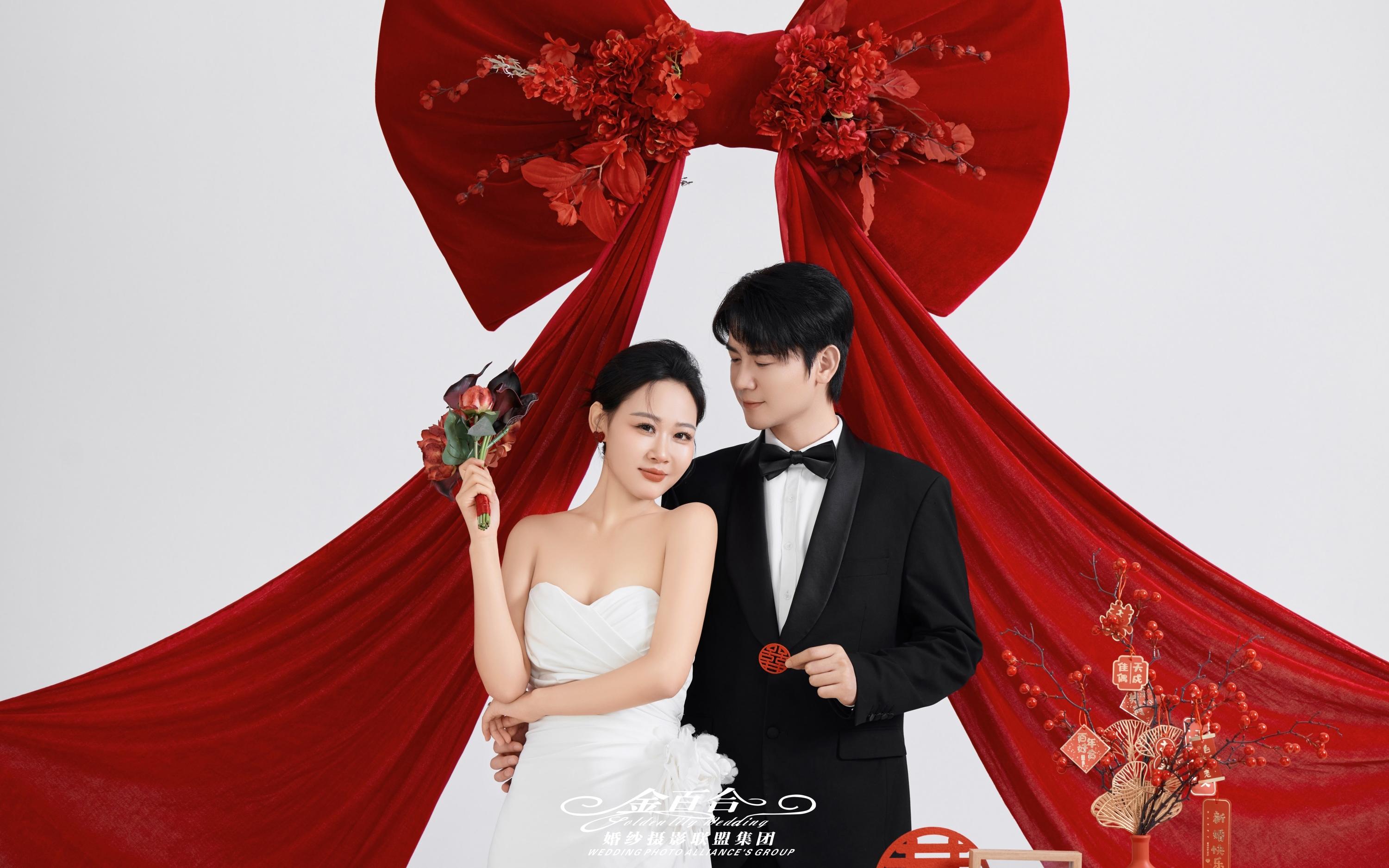金百合预制订婚照谁不心动呀💖