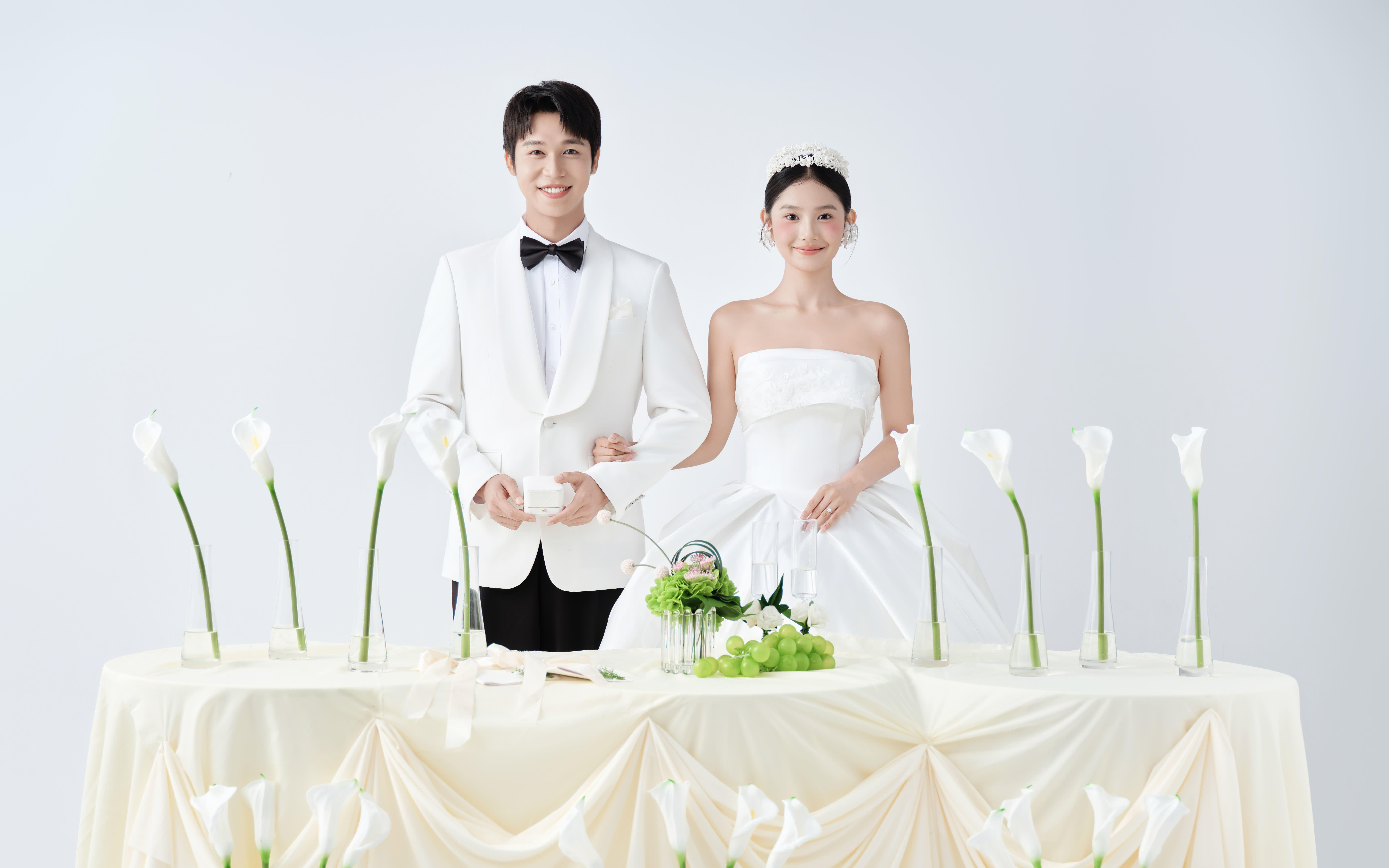 室内韩式小清新婚纱照~