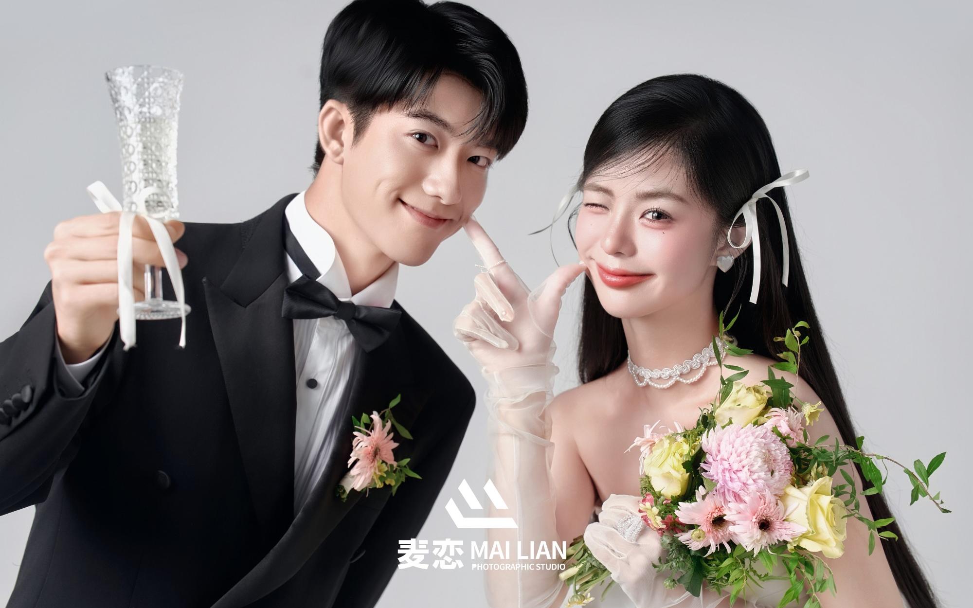 天啊噜，真的会有人反复爱上韩系婚纱照