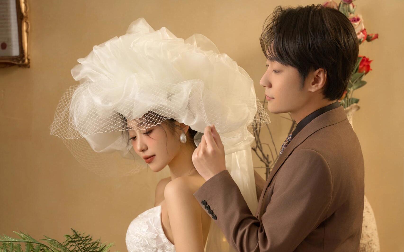 美神降临！复古法式少女的婚纱照也太美了