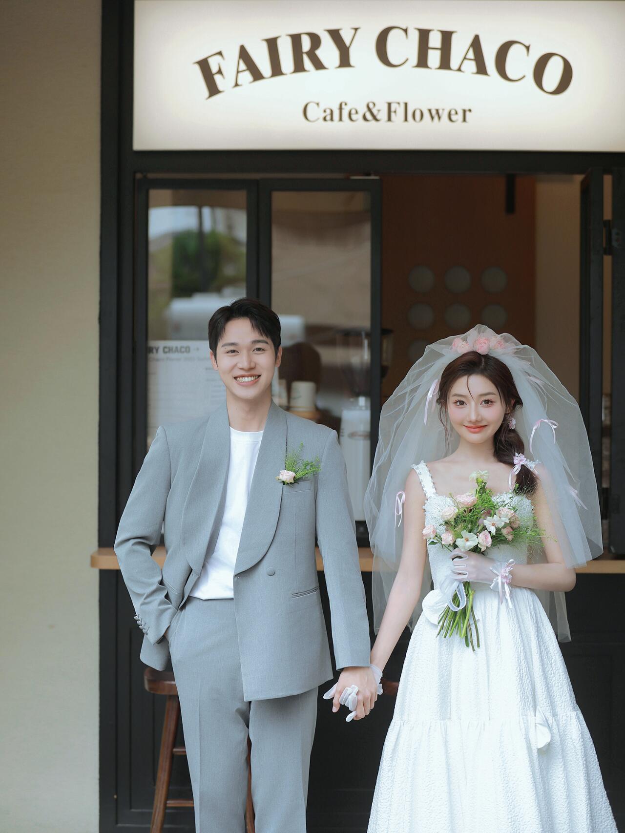 浪漫街拍外景婚纱照  