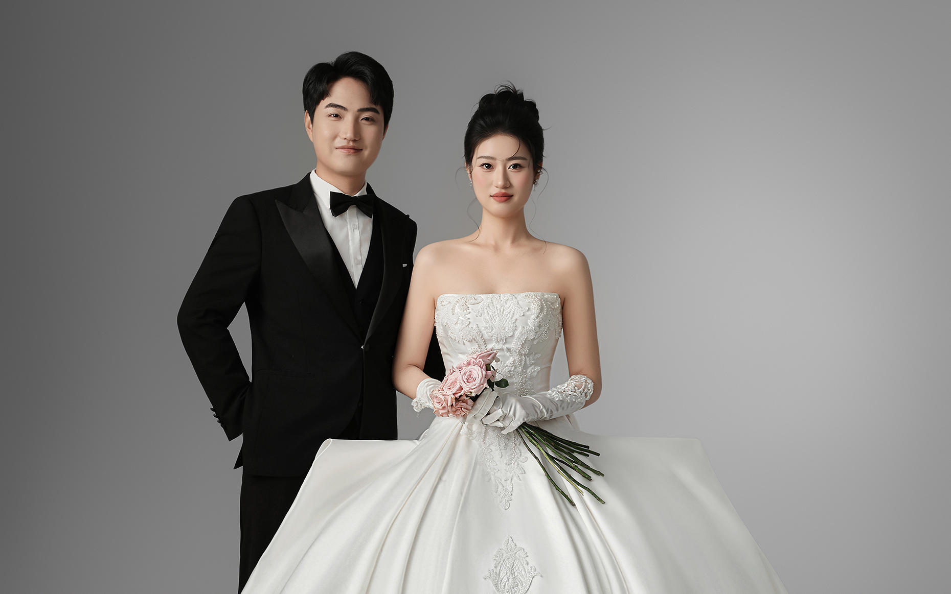 太滿意我的主紗婚紗照啦！很適合做迎賓海報