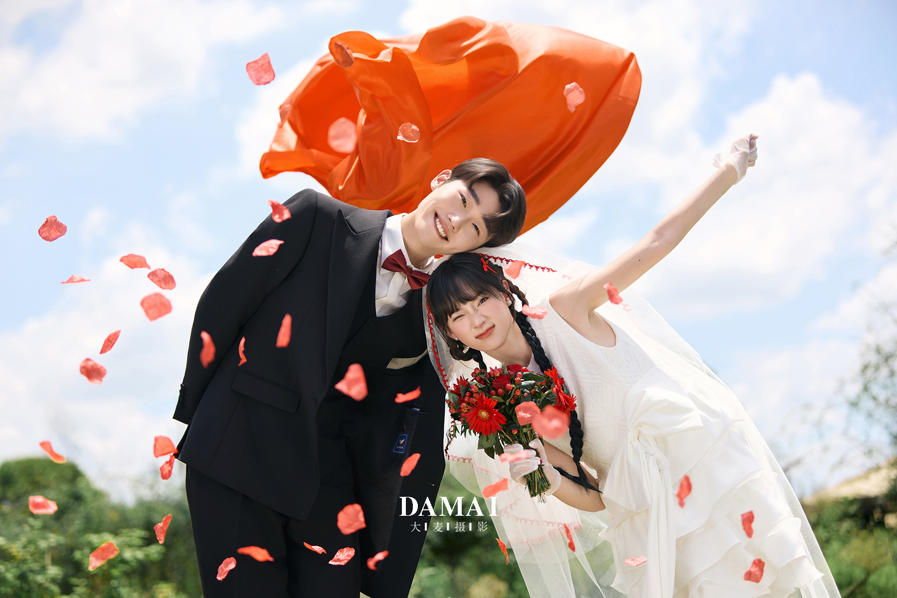 【定制場景】+造型原創(chuàng)+大師老師拍攝