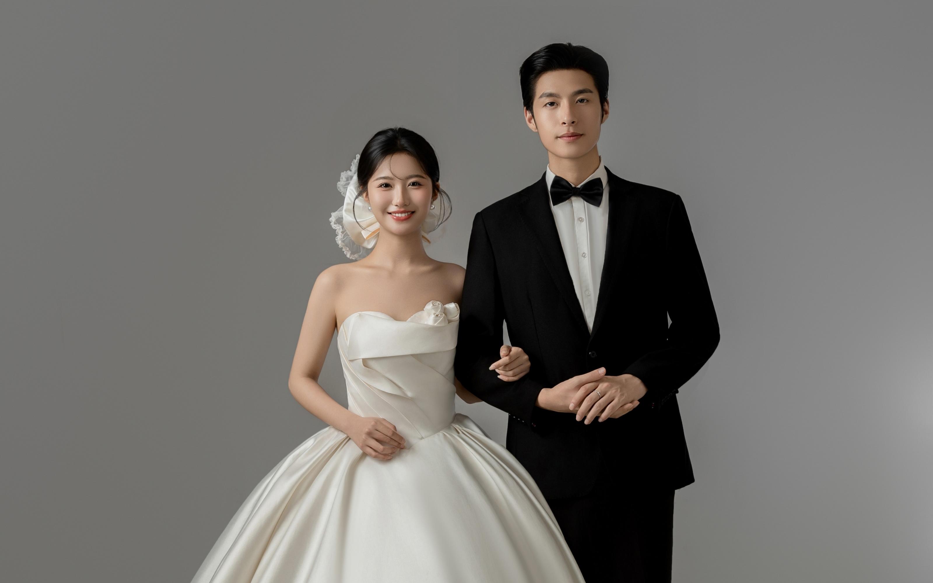 个性婚纱照|爱情的故事里总是那么的深情