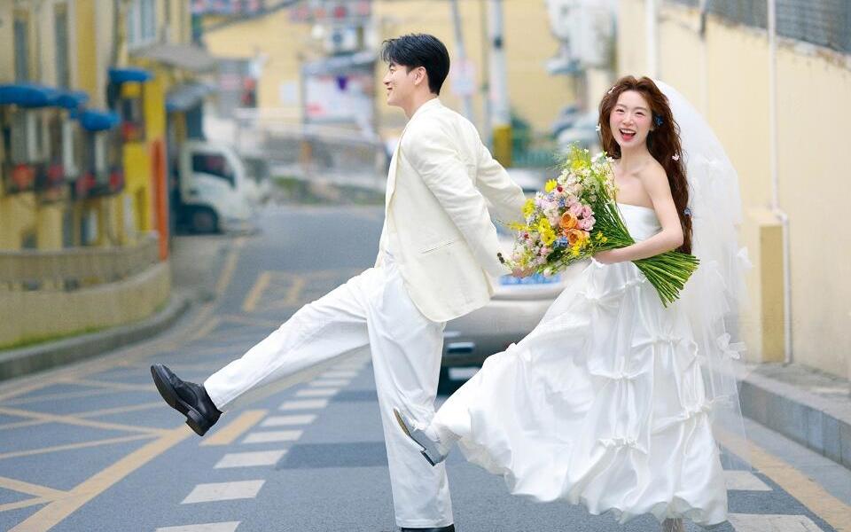 小清新文艺的街拍婚纱照|松弛感满满