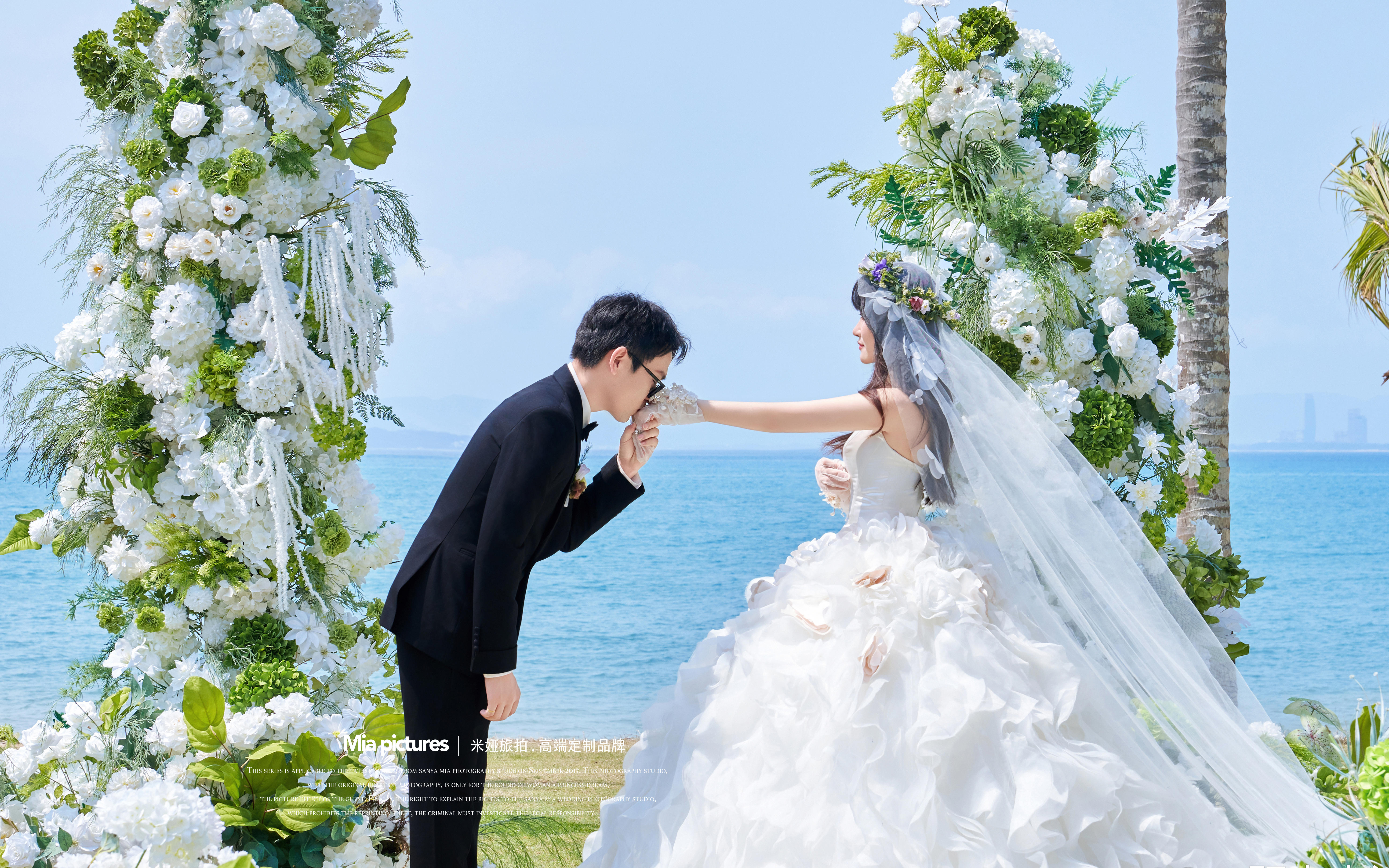 年轻人专属草坪婚礼仪式感，氧气感拉满💒