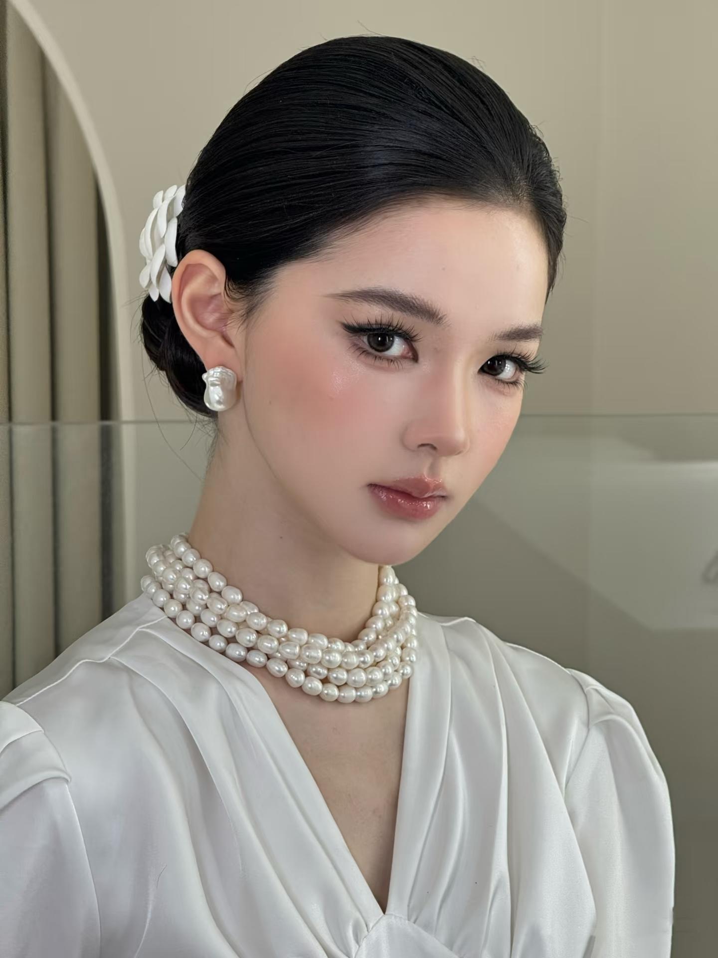 山茶花清透韩系高质感妆容