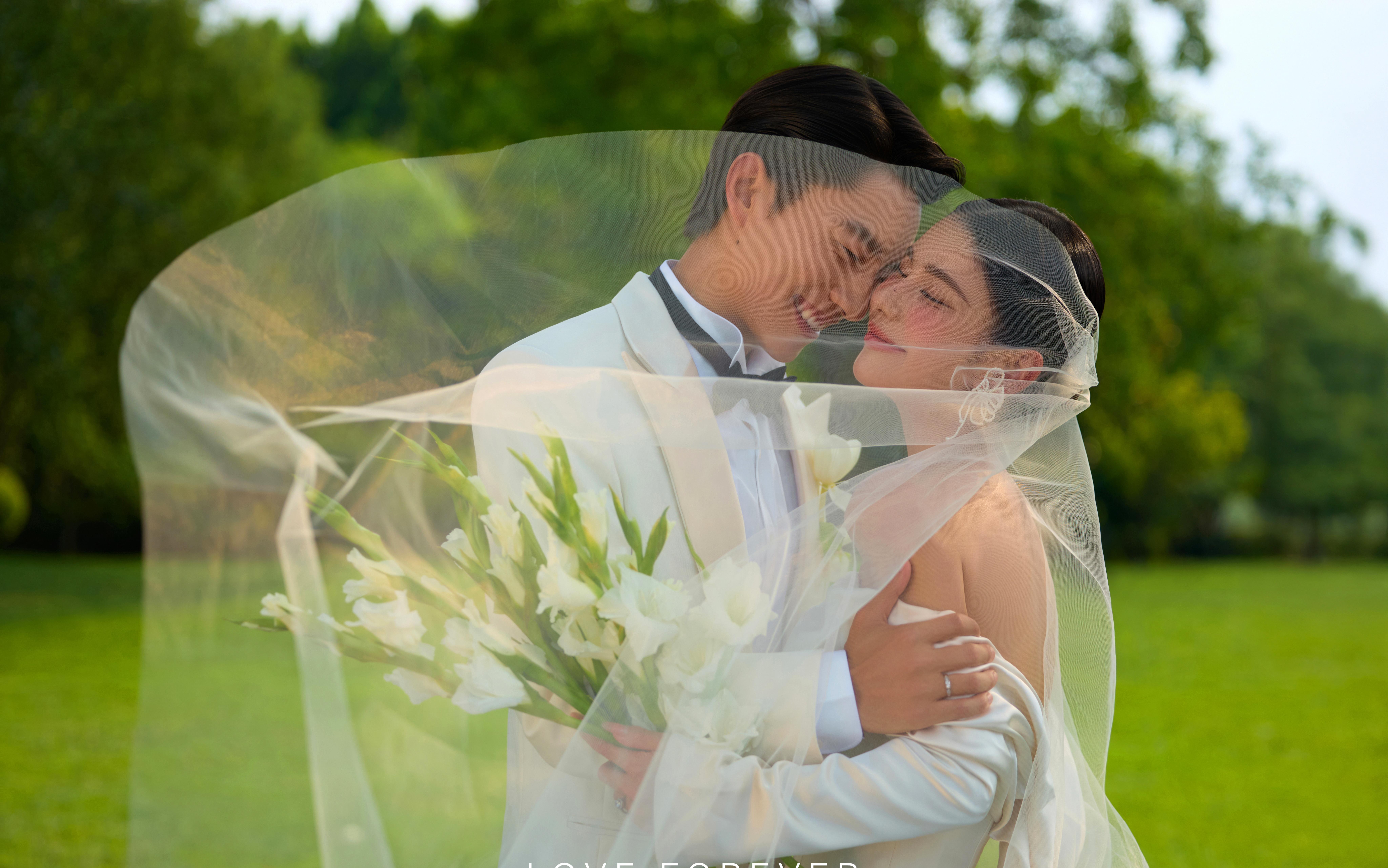 外景婚紗照草坪婚紗照森系婚紗照儀式感婚紗照