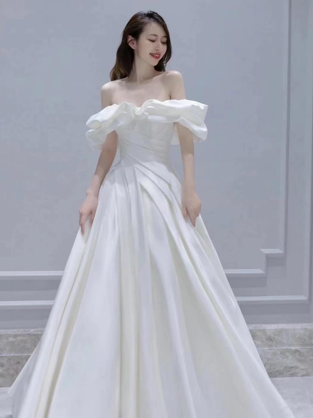 今禧婚纱性价比三件套|主纱+出门纱+敬酒服