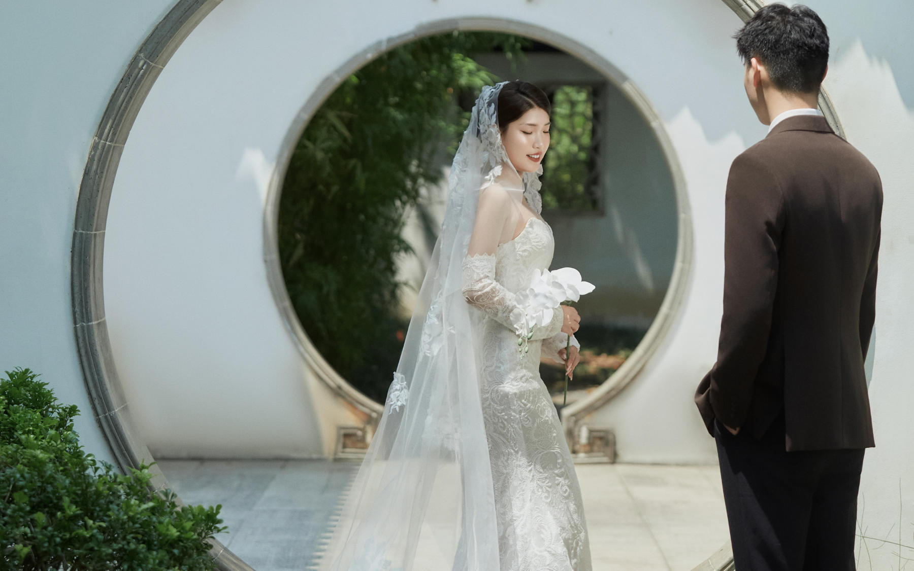 沉迷于东方美学🌿一眼惊艳的园林风婚纱照