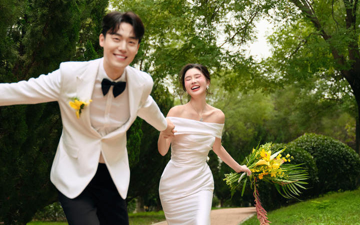 把春日的轻快浪漫定格成画