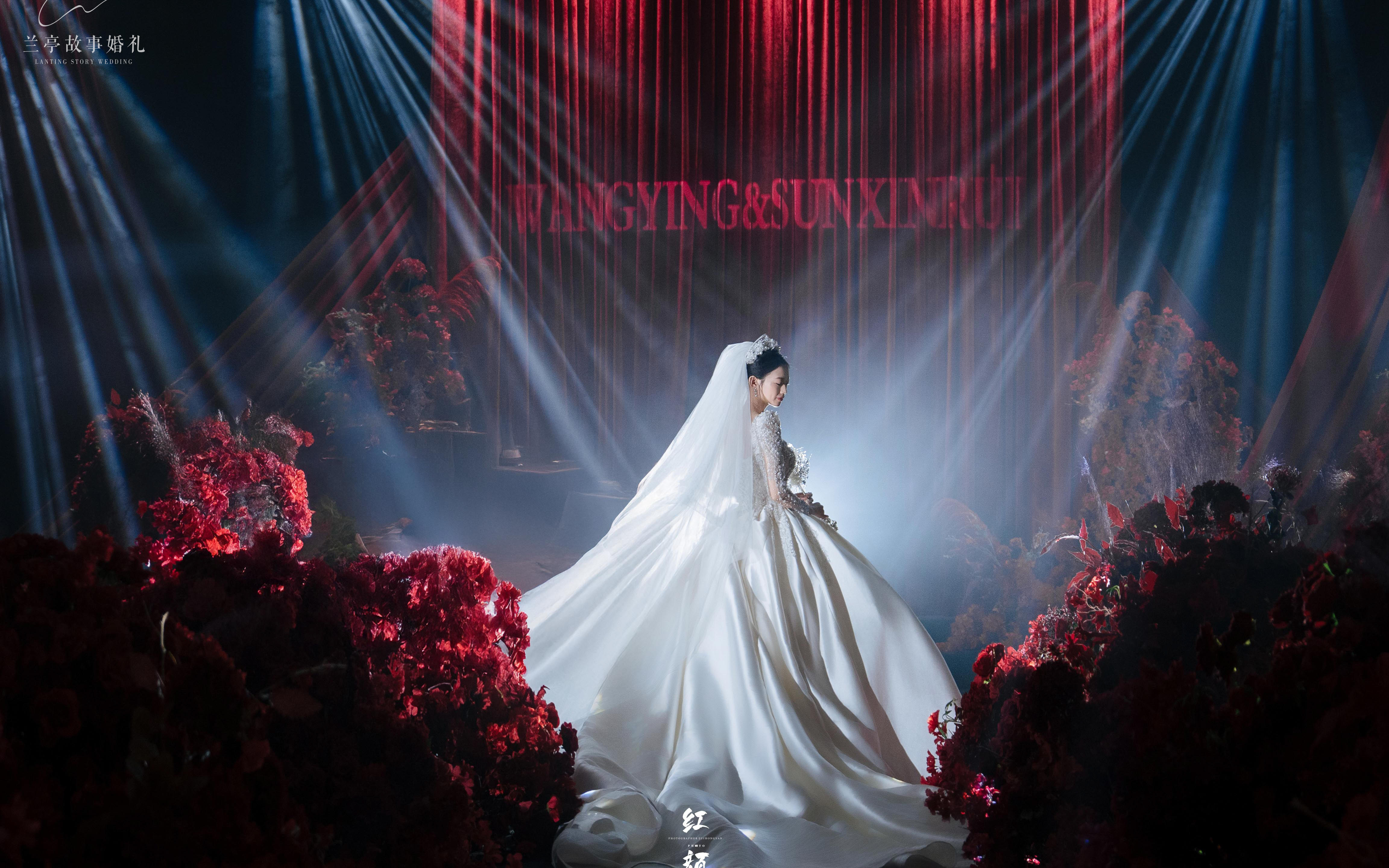 【蘭亭故事】紅色布幔