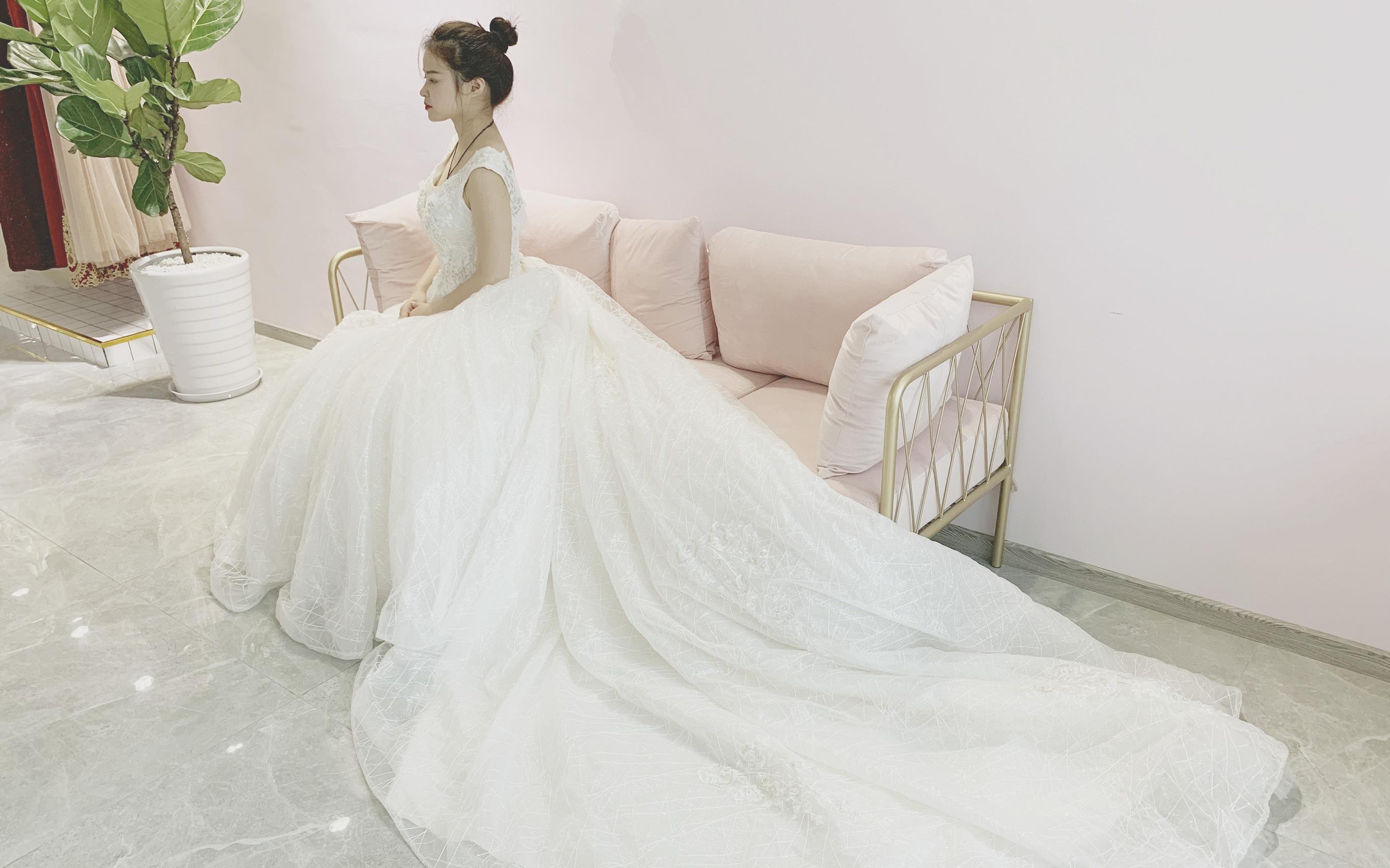 【四叶草婚纱】气质优雅大拖尾