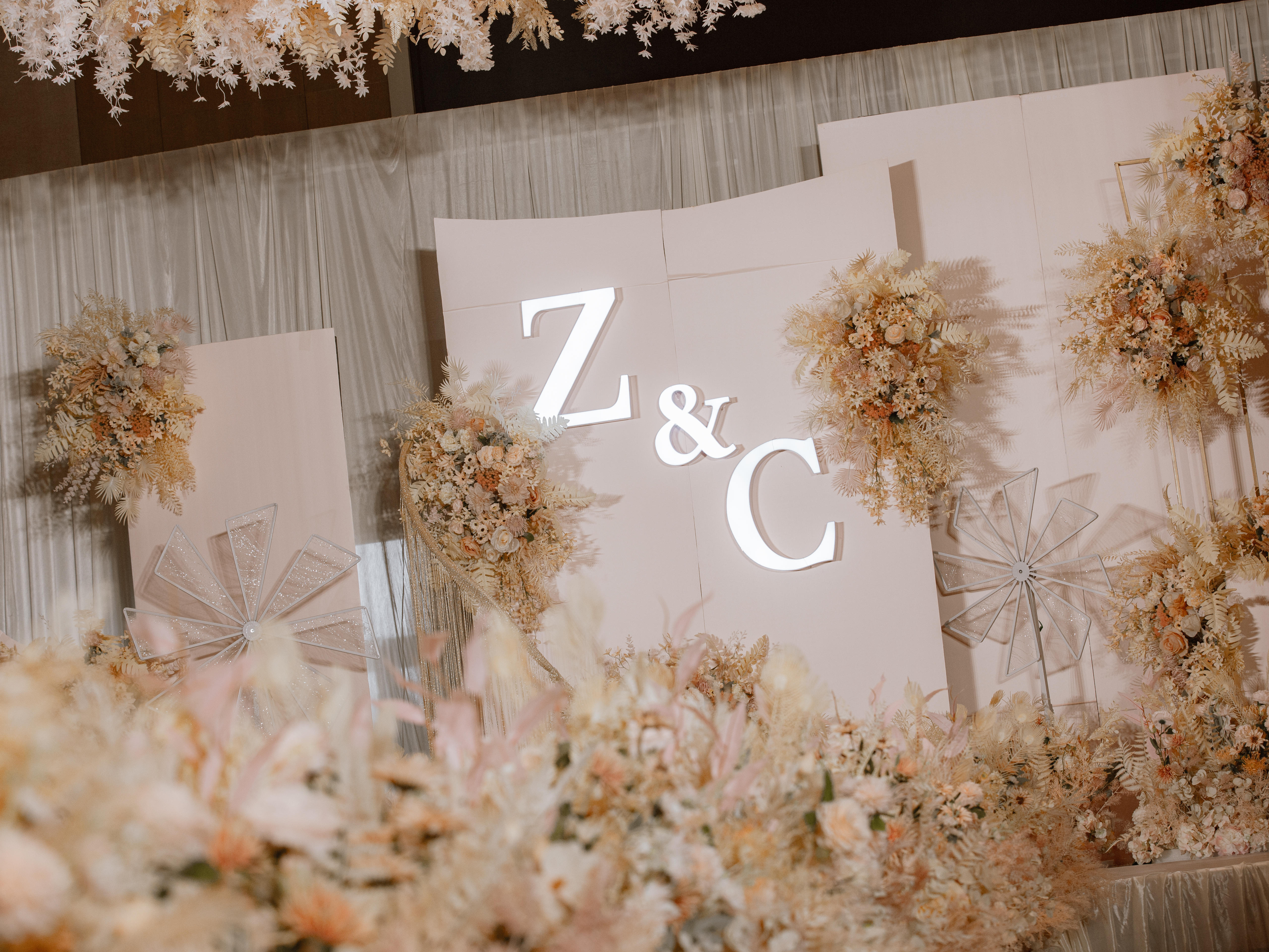 1.1翔宇豪生大酒店三楼