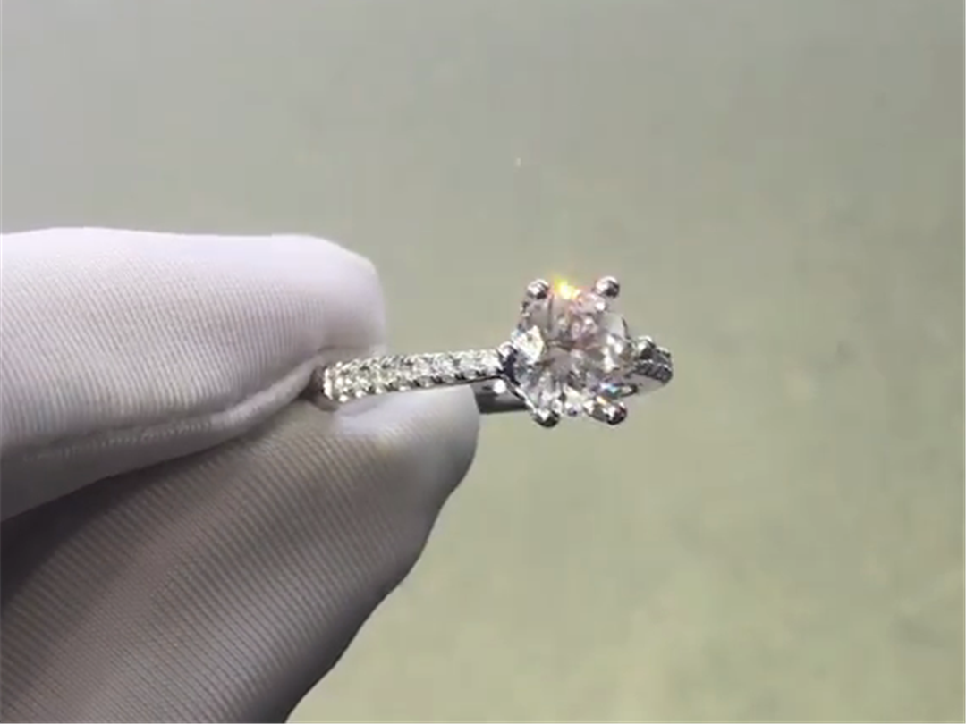 小预算如何选到1克拉大钻戒？钻石家教你选合适的