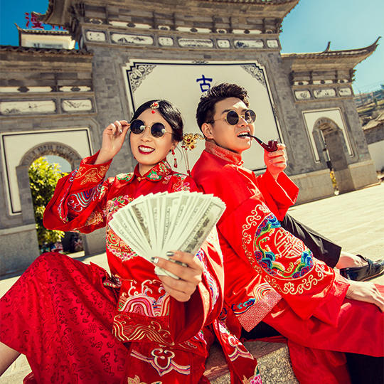 網(wǎng)紅套餐丨 奢華婚照 雙外景
