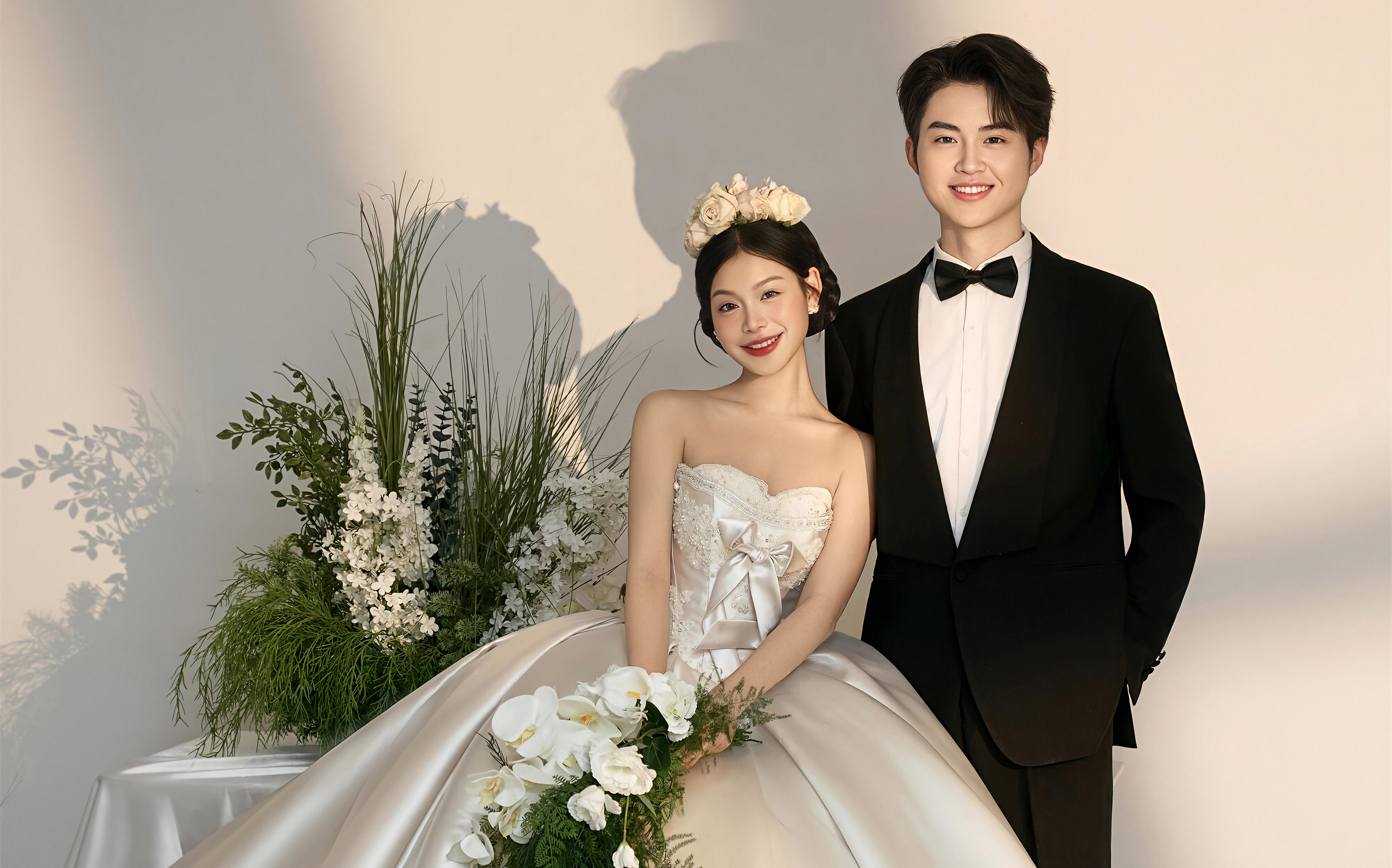 室内光影婚纱照✨真的好喜欢这种简约高级感